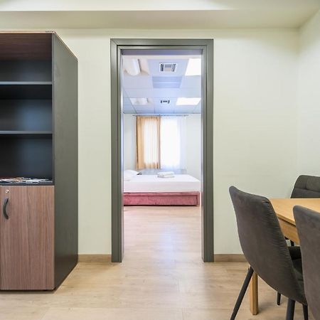 Athens Welcome Suites Apartments מראה חיצוני תמונה