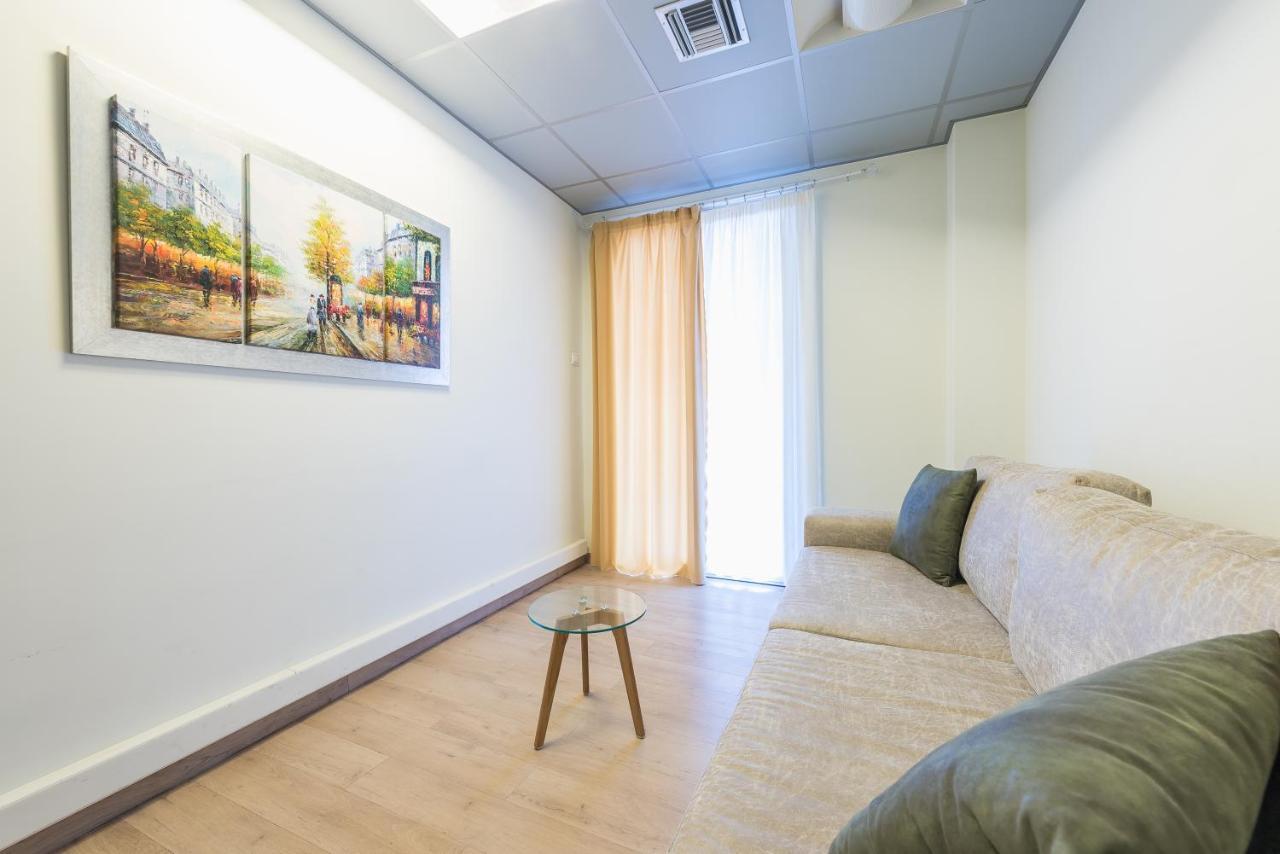 Athens Welcome Suites Apartments מראה חיצוני תמונה