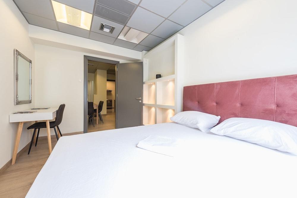 Athens Welcome Suites Apartments מראה חיצוני תמונה