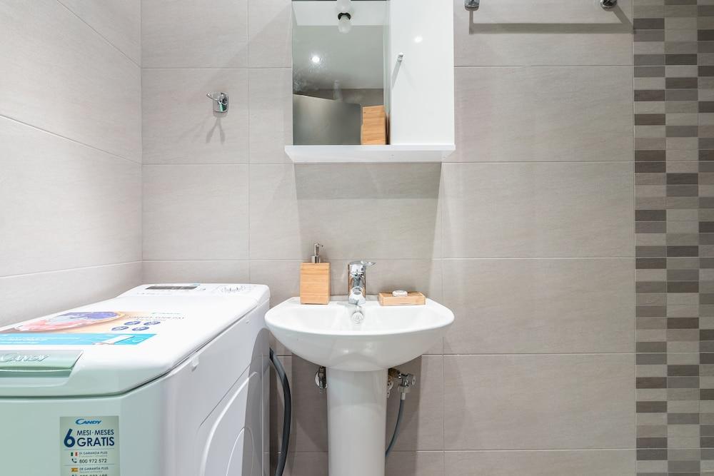 Athens Welcome Suites Apartments מראה חיצוני תמונה